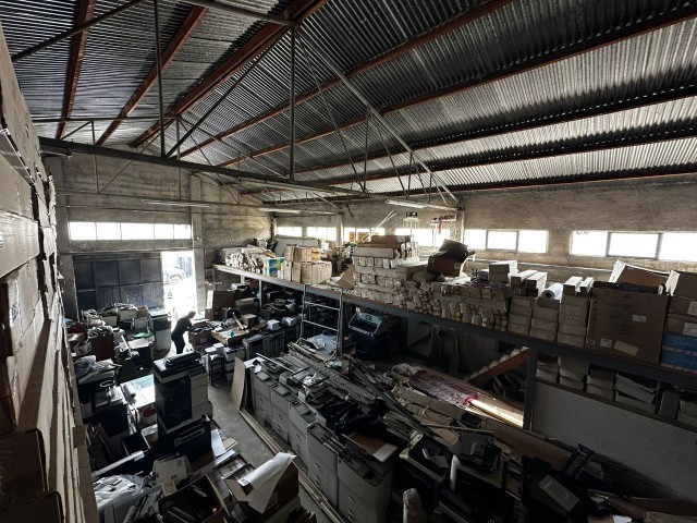 Gazimağusa Küçük Sanayı Bölgesı’nde Satılık 300 M² Depo /atölye - Fotoğraf 4
