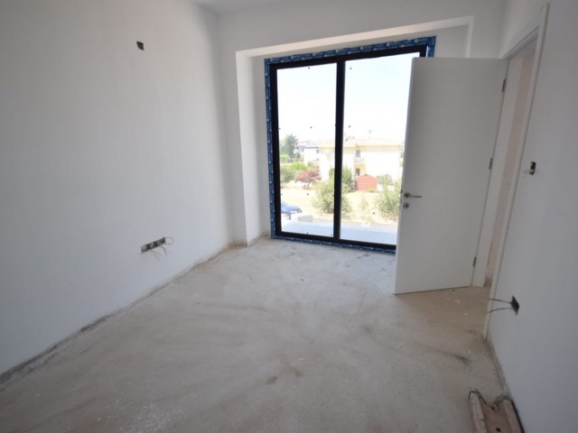 Girne Çatalköy’de Fırsat Fiyat 4+1 Havuzlu Satılık Villa - Fotoğraf 3
