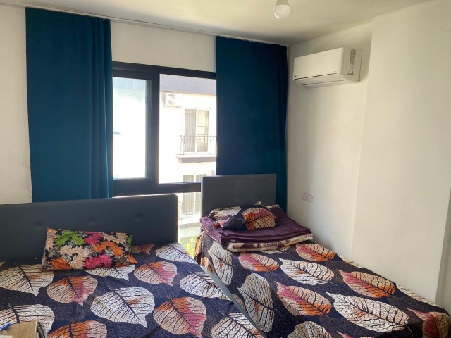 Girne Merkez Lord Palace Otel Yakını Türk Koçanlı 3 Yıllık Binada 2+1 Satılık Daire (Tek Yetkili) - Fotoğraf 3