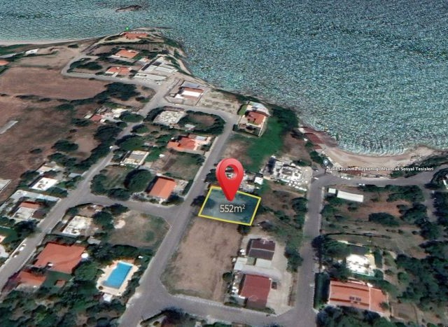Girne Alsancakta Denize 100 Metre Mesafede Merit Otellerine Yakın Konumda Satılık Arsa - Fotoğraf 1