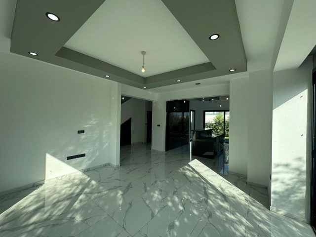 Ozanköyde Satılık Lüks Villa (sıfır)