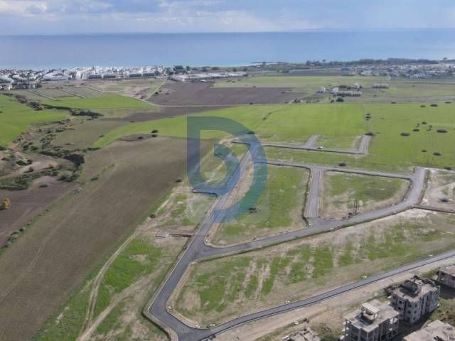 Yarköy'de Ticari + Konut İmarlı Son 4 Parsel Arsa