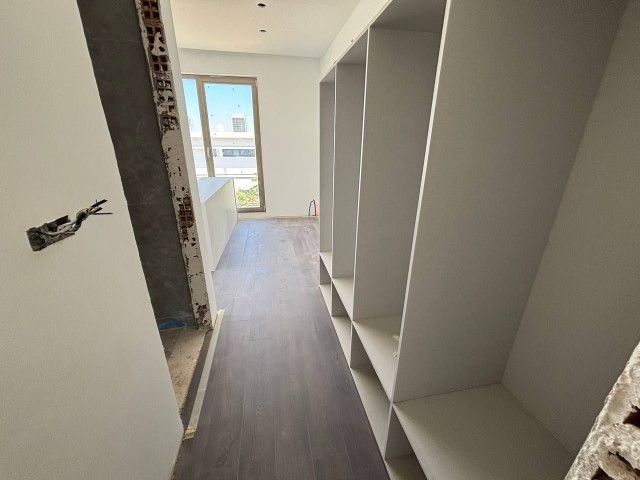 Girne Çatalköy'de Emsallerine Kıyasla Fırsat Fiyatta Satılık 4+1 Villalar - Fotoğraf 3