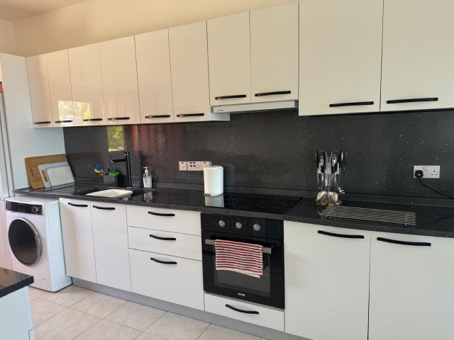 Sea-View 2-Bed Garden Apartment in Esentepe