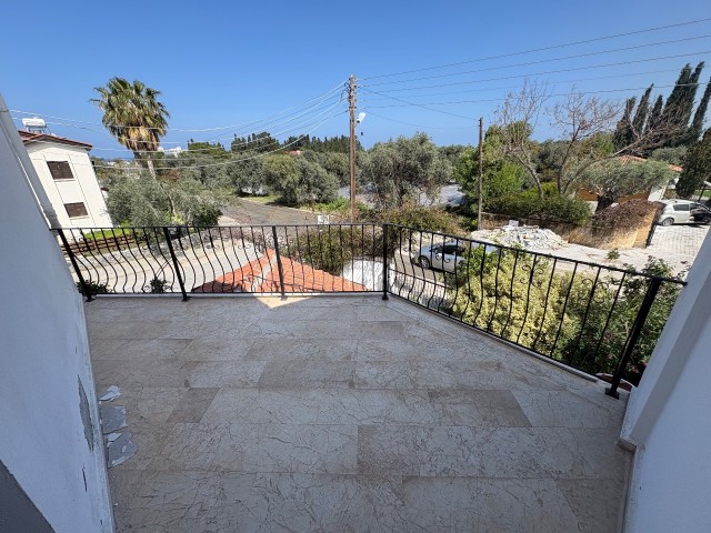 Girne Ozanköy’de  1837m2 Arazi İçerisinde Satılık 4+1 Tam Müstakil Villa