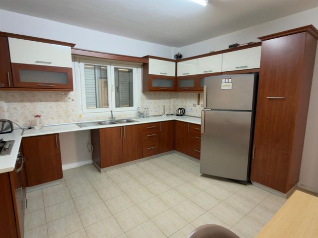 Girne Boğaz Bölgesinde Satılık 140 m2 Daire