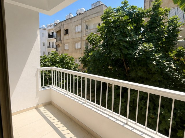 Lefkoşa ortaköyde Türk koçanlı satılık  daire