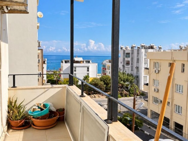 Girne Kaşgar’da  Satılık 3+1 Daire