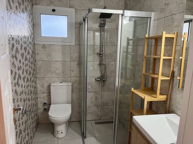 Girne Türk mahallesinde full döşenmiş sıfır satılık 2+1 daire - Fotoğraf 2