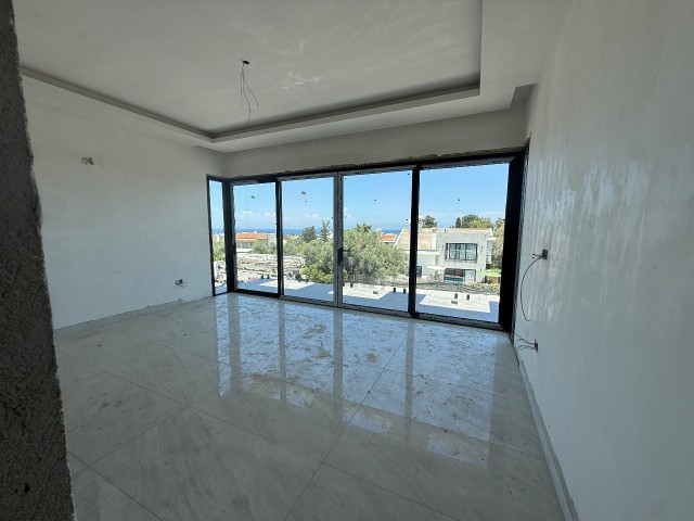 Girne Ozanköyde satılık 4+1 villa - Fotoğraf 3