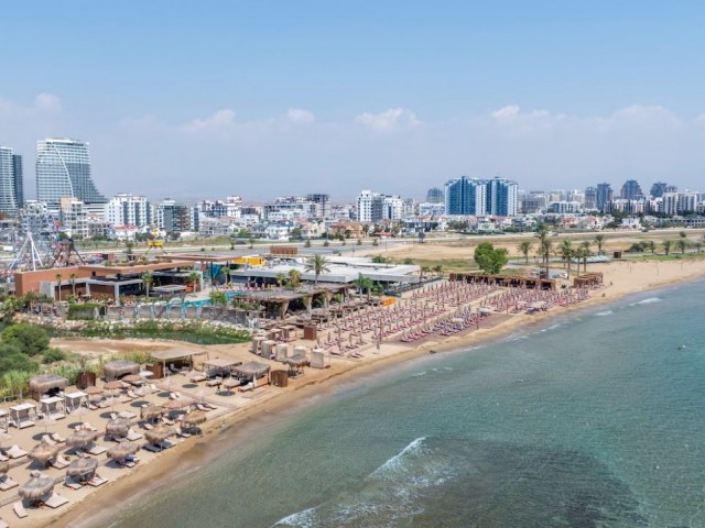 KKTC İskele Yaşam ve Yatırım Fırsatı ! Long Beach Sahilinin En Prestijli Sitesi Grand Sapphire Resort – Bitmiş B Blok 1.KAT 1+0 Studio Full Eşyalı Satılık Daire - Fotoğraf 2