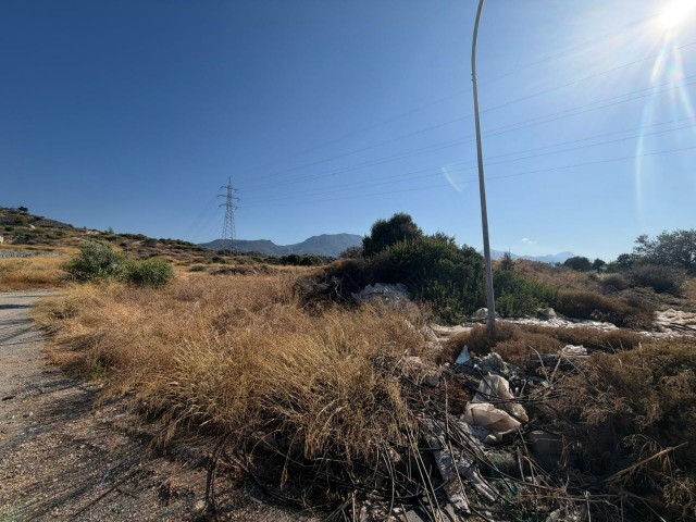 Girne Arap köyde, 1,5 dönüm satılık arazi. - Fotoğraf 2