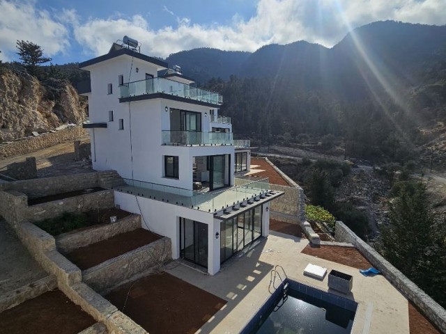 2+2 VILLA GIRNE,LAPTA ,OZEL HAVUZLU