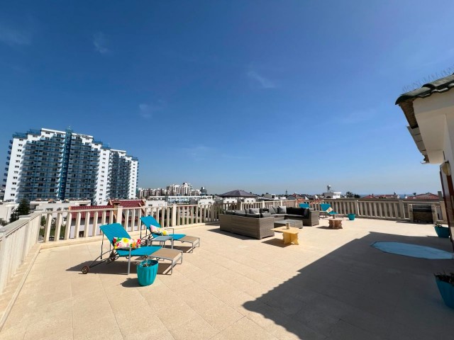 İskele Long Beach’te Deniz Manzaralı, 4 Yatak Odalı 3 Katlı Lüks Villa! (En büyük arsalardan birine sahip villa)