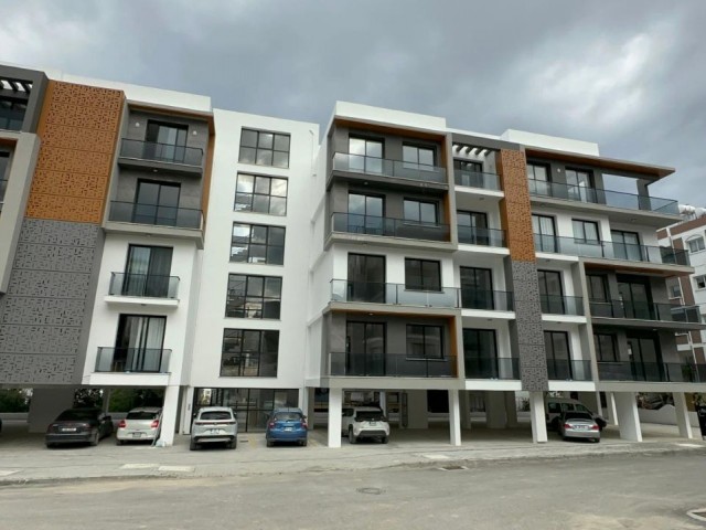 Kıbrıs Girne Merkez'de Türk Koçanlı Her Yere Yürüme Mesafesinde Bitmeye Yakın Satılık 2+1 3+1 Residence Daireler - Fotoğraf 1
