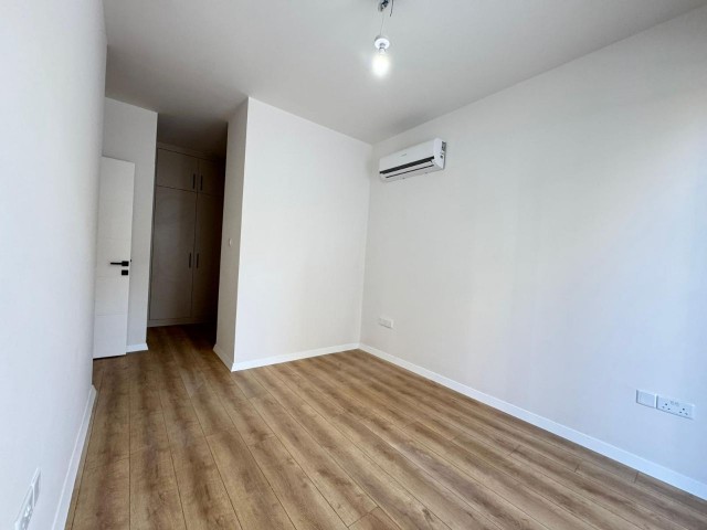 Kıbrıs Girne Merkez'de Türk Koçanlı Her Yere Yürüme Mesafesinde Bitmeye Yakın Satılık 2+1 3+1 Residence Daireler - Fotoğraf 2