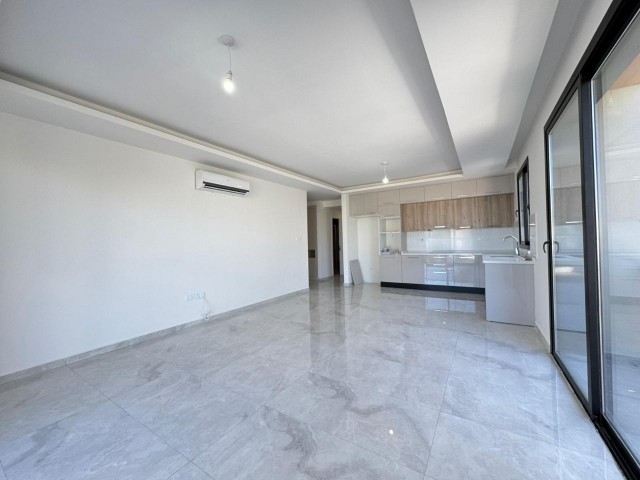 Kıbrıs Girne Merkez'de Türk Koçanlı Her Yere Yürüme Mesafesinde Bitmeye Yakın Satılık 2+1 3+1 Residence Daireler - Fotoğraf 4
