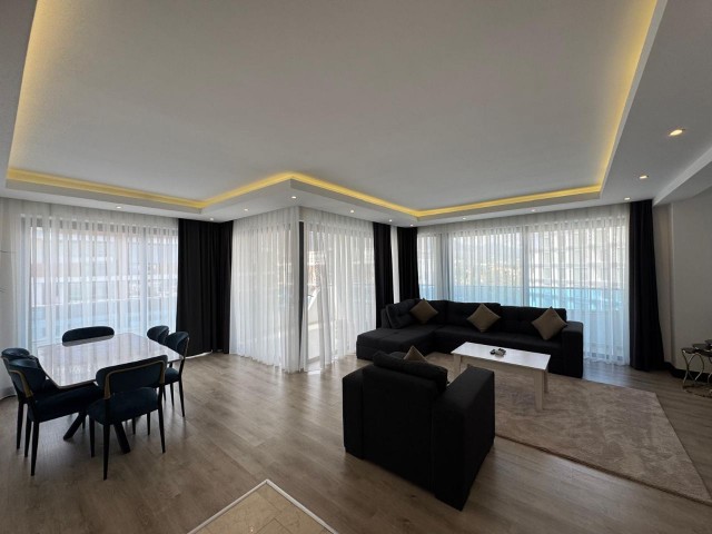 Girne Merkez'de 3+1 Eşyalı Daire !!! - Fotoğraf 1