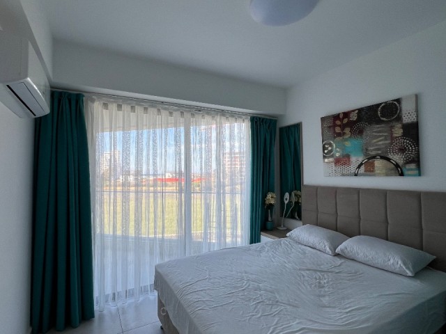 Gaziveren’de Denize Sıfır Site İçerisinde Şık 1+1 Daire - Fotoğraf 2