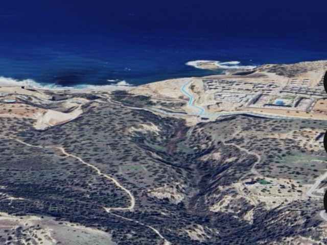Girne Bahçelidemuhteşem Dağ ve Deniz Manzaralı Satılık Arazi - Fotoğraf 3