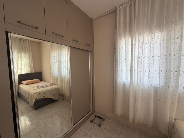Karakol bölgesinde 2+1 full eşyalı satılık daire - Fotoğraf 3