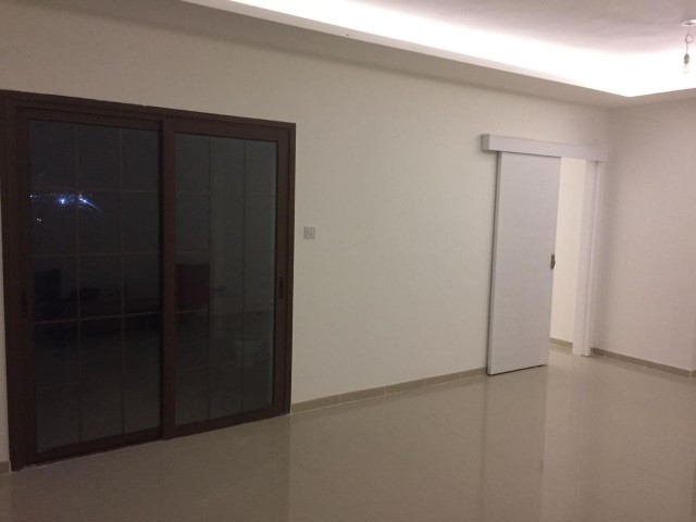 Yatırım Fırsatı!!! İskele Bahçeler Satılık 4+1 Penthouse Daire - Fotoğraf 1