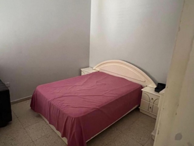 GAZİMAĞUSA BAYKAL SATILIK YARI EŞYALI 3+1 DAİRE