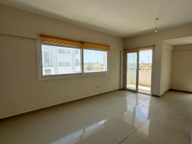 GAZİMAĞUSA KENTPLUS SATILIK EŞYASIZ 3+1 DAİRE