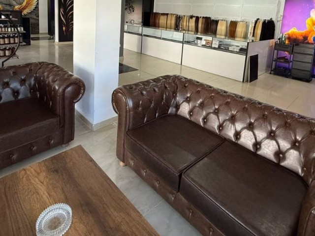 Takasa Açık!!lefkoşa Göçmenköy Satılık İşyeri - Fotoğraf 1