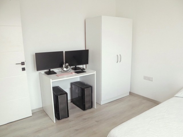En düşük fiyat! Hazır esyali 1+1, 60 m², altyapılı havuz manzaralı daire, Caesar Blue rezidansında, denize sifir. KDV, trafo ve sözleşme ücreti fiyata dahildir! - Fotoğraf 2