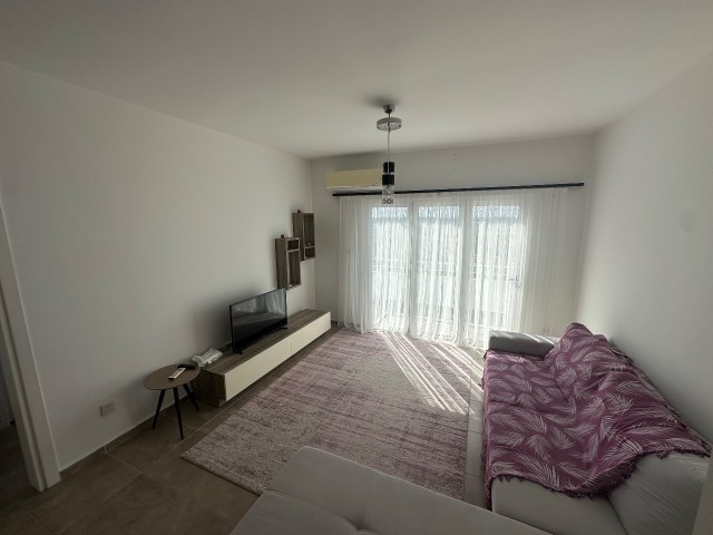 Yeniboğaziçi Bölgesinde Havuzlu Sitede Satılık 2+1 Daire(Uygun Fiyat!) - Fotoğraf 1