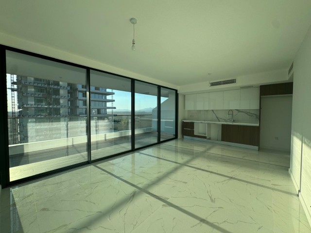 Grand Sapphire Resort! En muhteşem DENİZ manzaralı Hazır 2+1, 110 m²+ köşe Teras 25 m², B Blok 13. Katta sahibinden! 5 adet teknik cihaz Bosch! Trafo ve Vergiler Fiyata Dahil! - Fotoğraf 1
