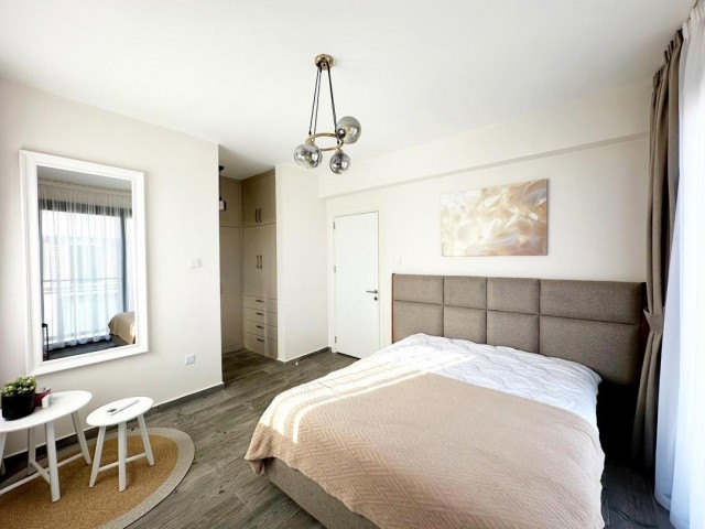 Ful Eşyalı 3+1 Müstakil Villa, 180 m² + Arsa 250 m² + 60 m² Geniş Çatı Terası. Trafo, KDV Ödendi. Eşdeğer Koçanı Hazır! - Fotoğraf 2
