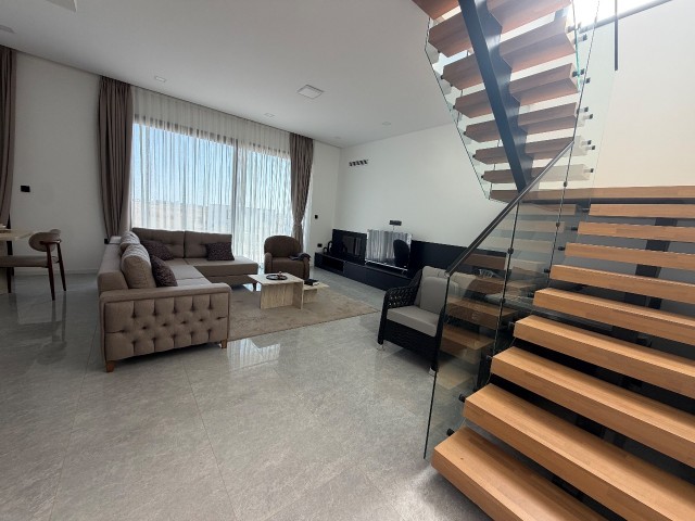 Satılık lüks 3+1 müstakil villa, design paketli, 220 m² kapalı alan, arsa 350m2,  garaj, barbekü alanı ile La Isla Residence'da! Sözleşme devri fiyata dahildir! Kocani hazır!