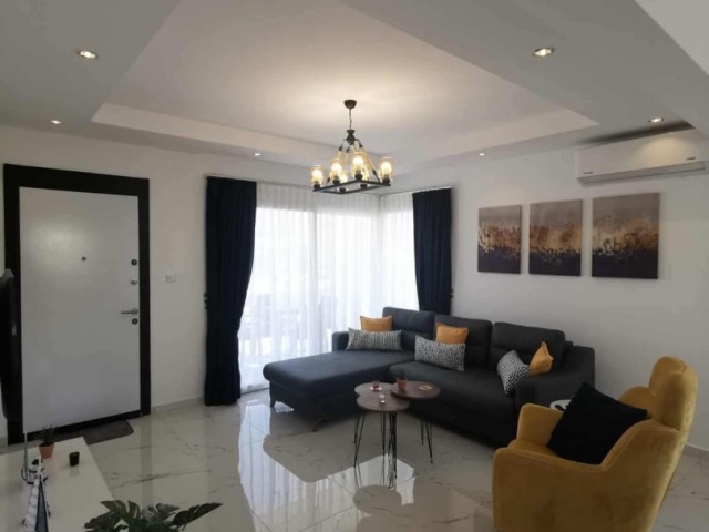 Sıcak Teklif! 70 m²'lik, Zemin Katta, Kendi Bahçesi Olan, Lüks Four Seasons Residence'da, 1. Etap'ta, Hazır, Tam Mobilyalı 1+1! Deniz Sifirlil! Yaşamak ve Kiralık İçin Harika! - Fotoğraf 1