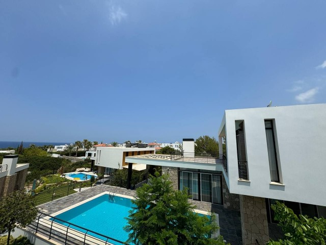 Esentepe Özel Hazır'da, Sahil Şeridinde, Panoramik Deniz ve Dağ Manzaralı, Havuzlu, 3 Yatak Odalı Lüks Villa! - Fotoğraf 1