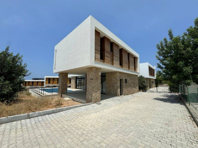 Esentepe Özel Hazır'da, Sahil Şeridinde, Panoramik Deniz ve Dağ Manzaralı, Havuzlu, 3 Yatak Odalı Lüks Villa! - Fotoğraf 4