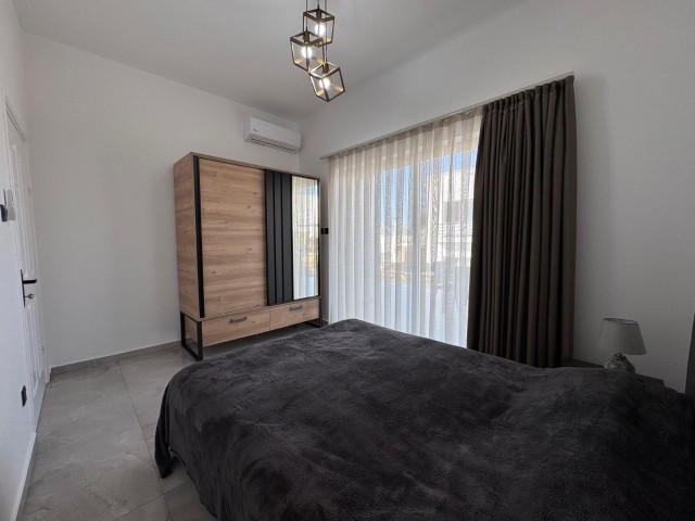 Girne Bahçeli'de Satılık Şık Villa - 4 Yatak Odalı, Özel Havuzlu - Fotoğraf 2