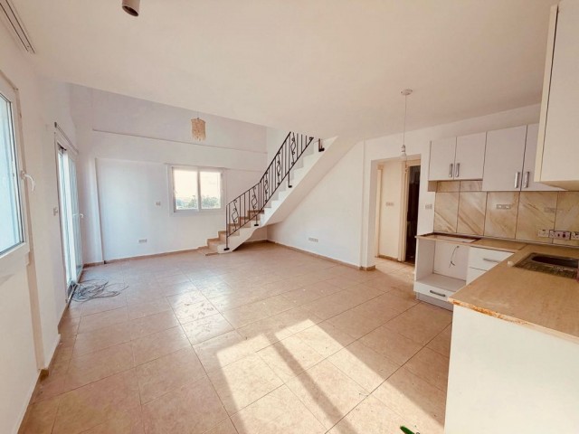 GIRNE ALSANCAKTA SATILIK 3+1 PENTHOUSE ..
