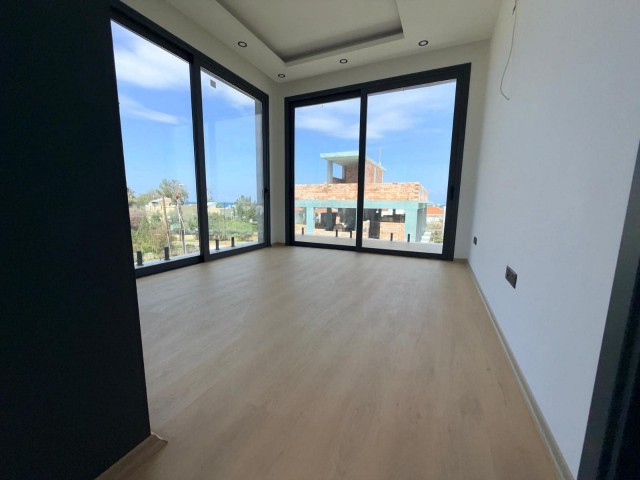 6+1 LUKS MUHTESEM  OZEL VILLA TAKASA AÇIK