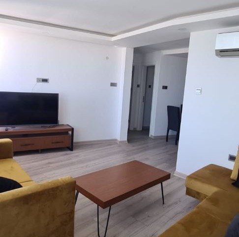 Girne Merkez de 2+1 Güvenlıklı Sıtede Havuzlu Kıra Getırısı Yuksek Fırsat Daıre - Fotoğraf 1