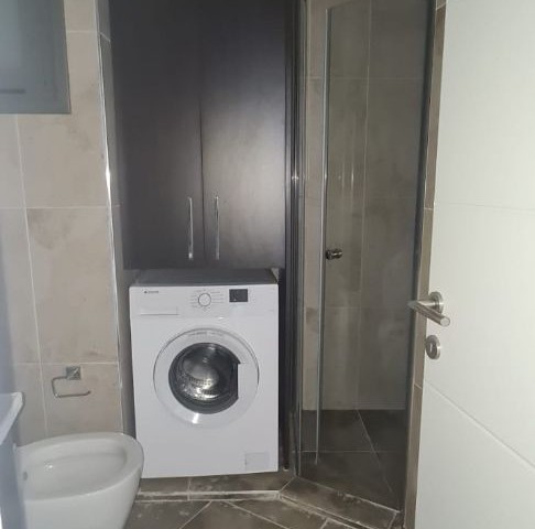 Girne Merkez de 2+1 Güvenlıklı Sıtede Havuzlu Kıra Getırısı Yuksek Fırsat Daıre - Fotoğraf 2