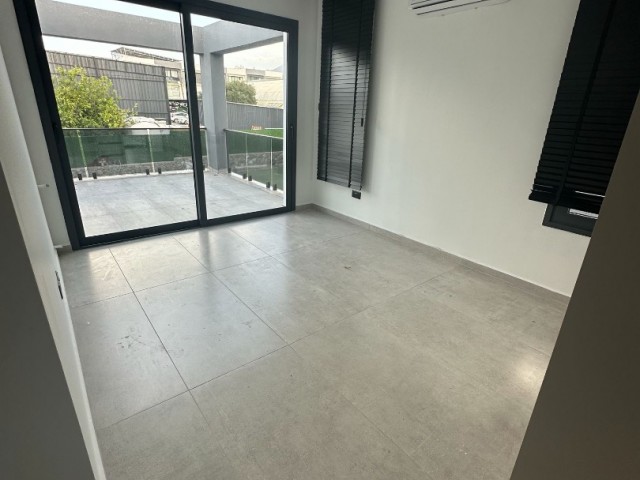Girne Alsancakta Özel Havuzlu 4+1 Satılık Villa - Fotoğraf 1