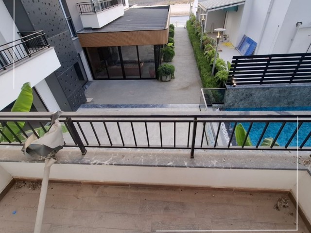 💷 64.000 £ | 🌊 Havuz Manzaralı | 🏡 Sıfır 1+1 Daire | ❌ Sözleşme Yenileme Ücreti Yok ❌ | Mckenzıe Gold Resıdence | İskele – Long Beach - Fotoğraf 3