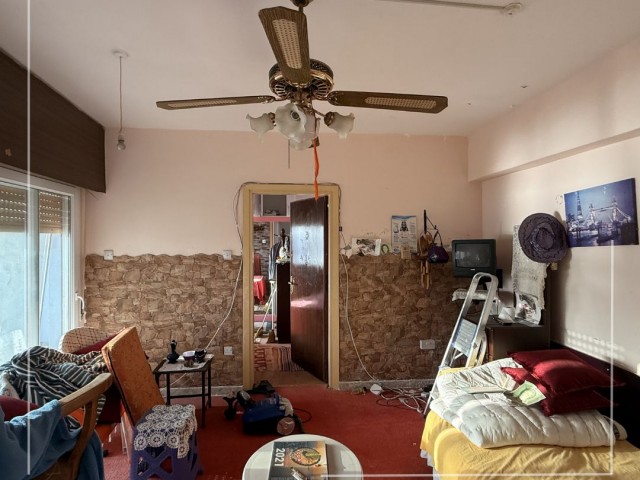Tek Yetkılı ve Kocanlı Essız Yatırım Fırsatı Satılık 1+1 Daıre - Fotoğraf 1