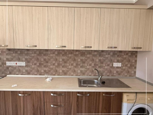 🌿 73.500 £ | ❌ Sözleşme Yenileme Ücreti Yok ❌ | Tapusu Hazır 1+1 Daire | Zemin Kat | Royal Sun Resıdence | Kızılörs Investment - Fotoğraf 1