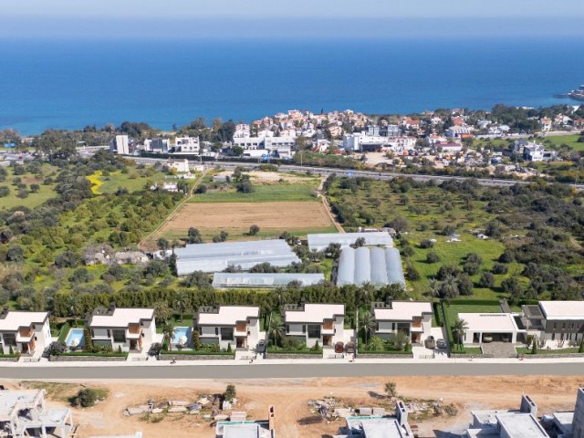 Girne Edremit’te Lüks Villalar - Fotoğraf 1
