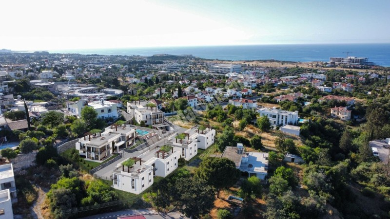 Girne Çatalköy Bölgesinde Zemin Kat Bahçeli Seçeneklerle 3 Yatak Odalı Daireler Satılık