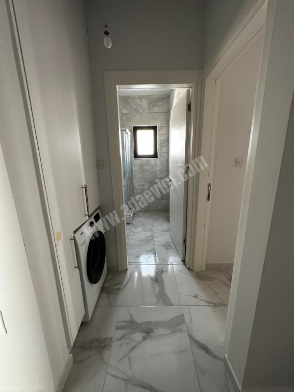Küçük Kaymaklı Bölgesinde Macro Market Hemen Yanı 1+1 Eşyalı Çok Temiz Daire Kiralık