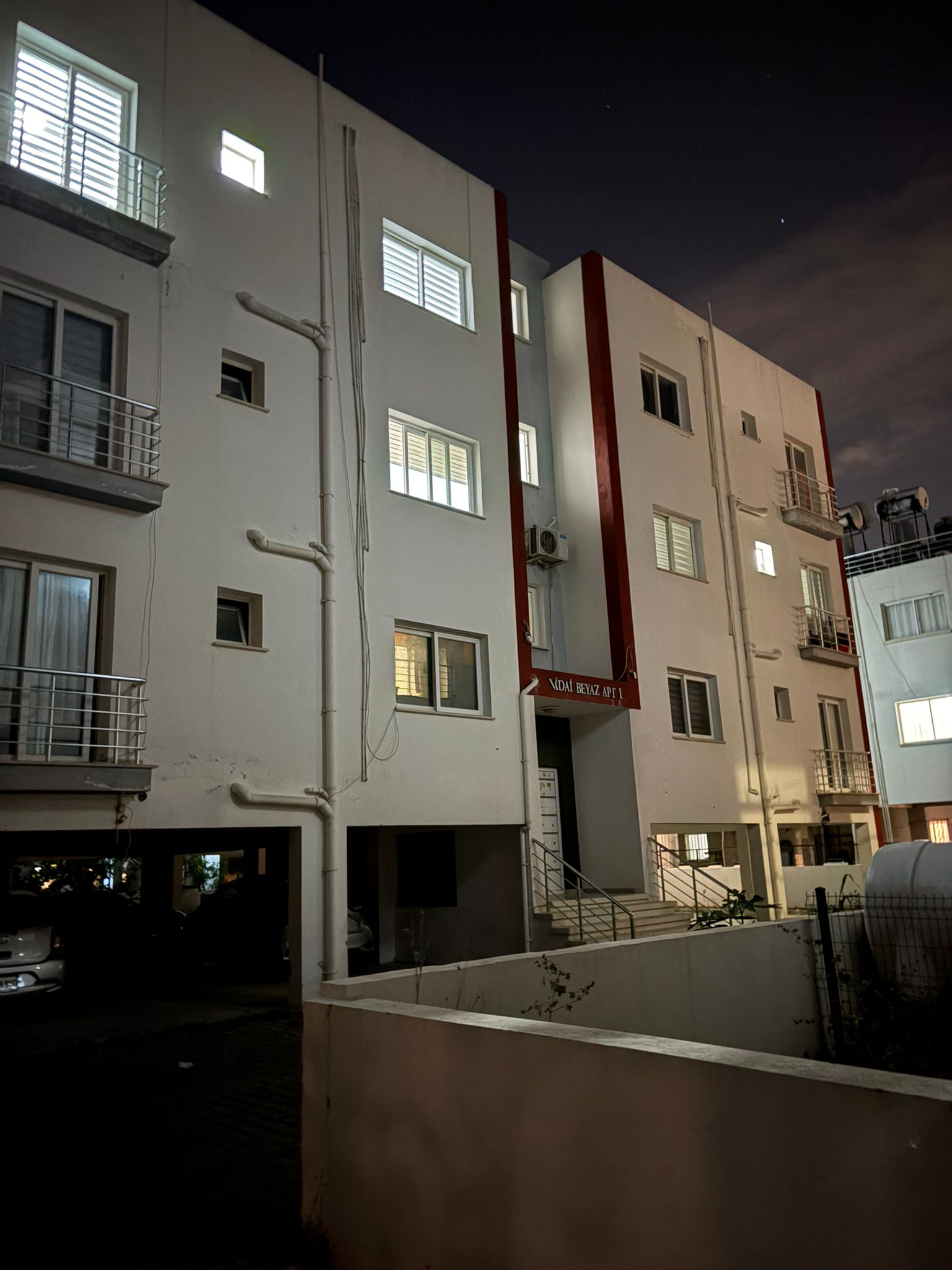 GÖNYELİ'DE FULL EŞYALI 2+1 KİRALIK DAİRE